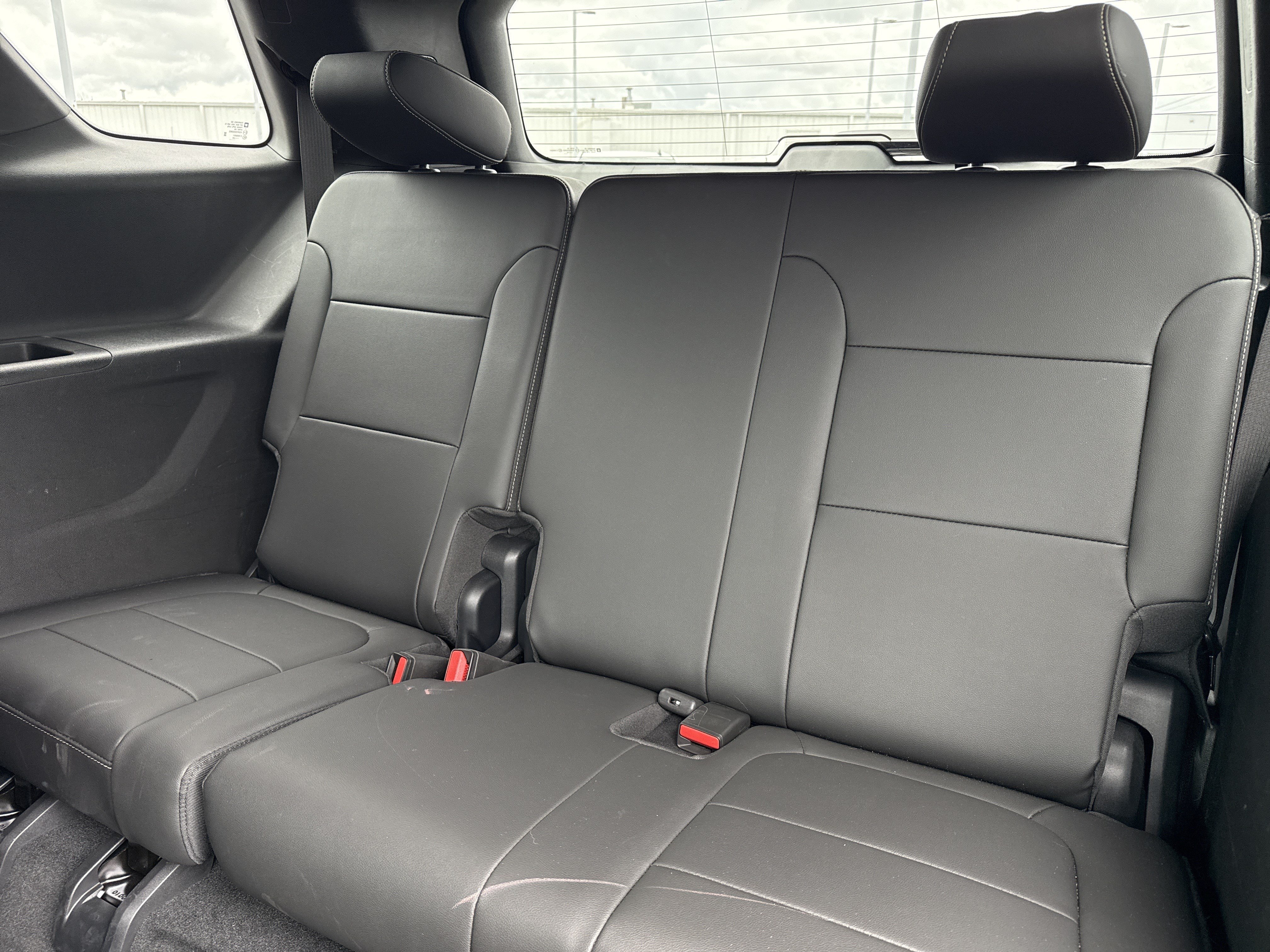 Used 2023 Chevrolet Traverse LT AWD/4WD image 30