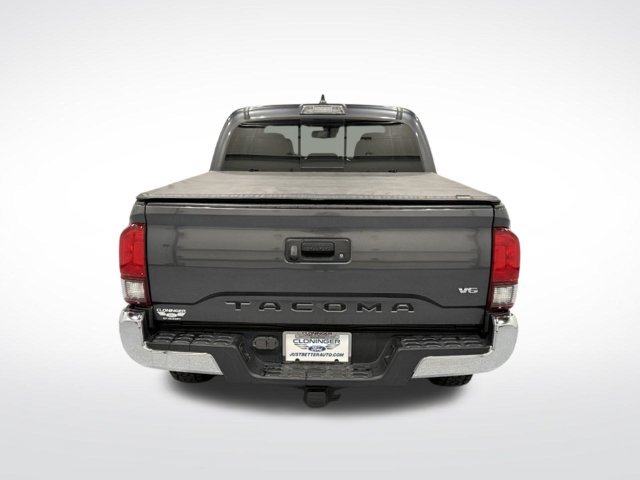 Used 2021 Toyota Tacoma SR5 RWD image 7
