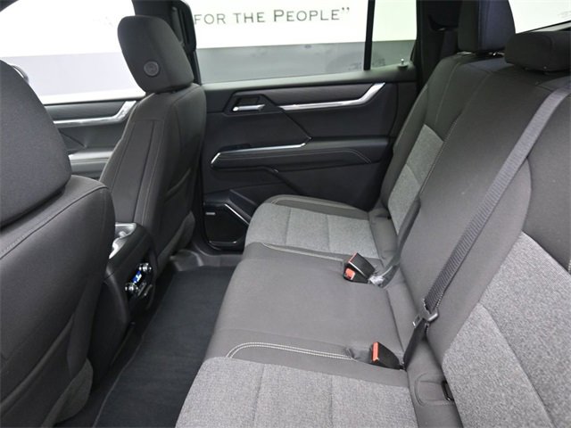 Used 2025 GMC Acadia Elevation image 18