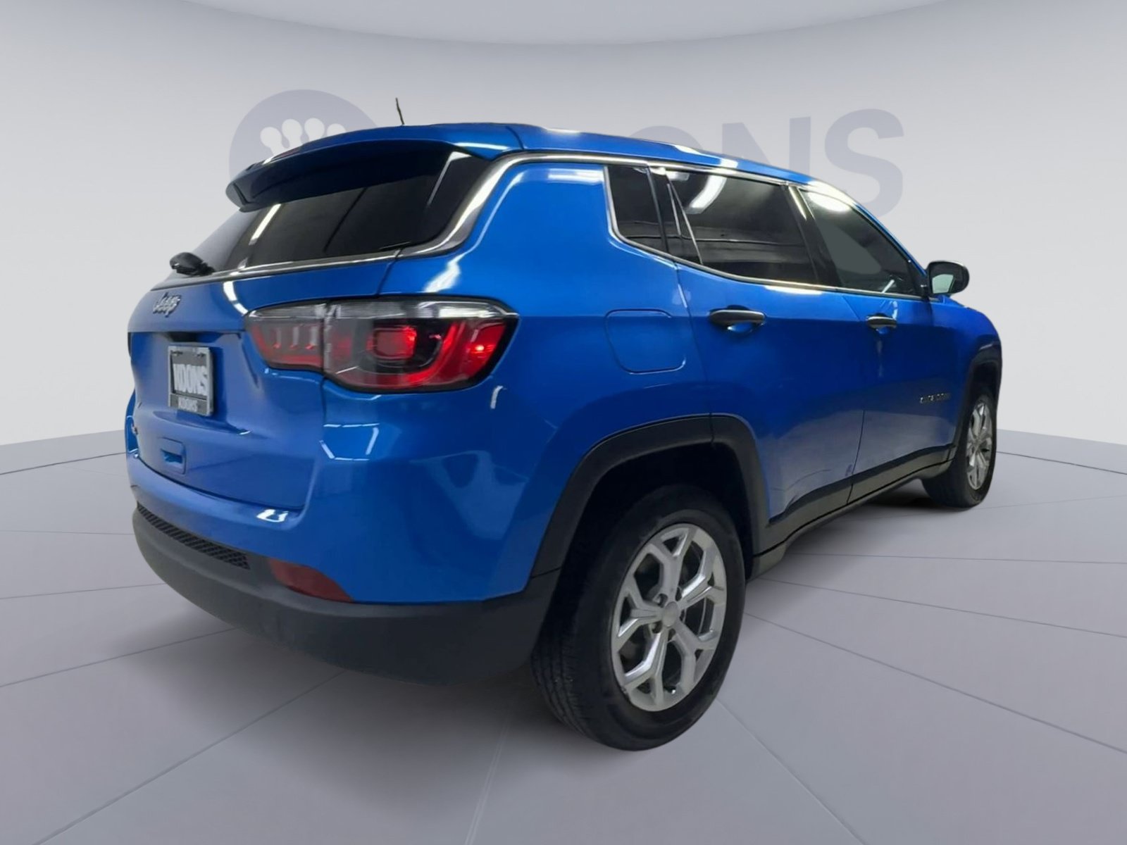 Used 2024 Jeep Compass Sport AWD/4WD image 11