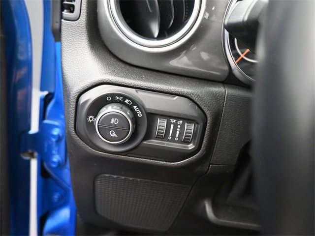 Used 2021 Jeep Gladiator Overland image 33