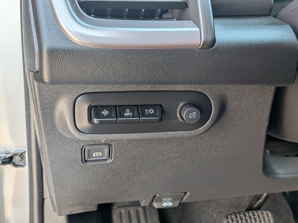 Used 2024 GMC Terrain AT4 w/ Tech Package AWD/4WD image 20