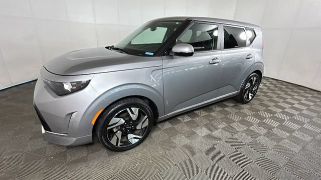 Used 2023 Kia Soul GT-Line FWD image 7