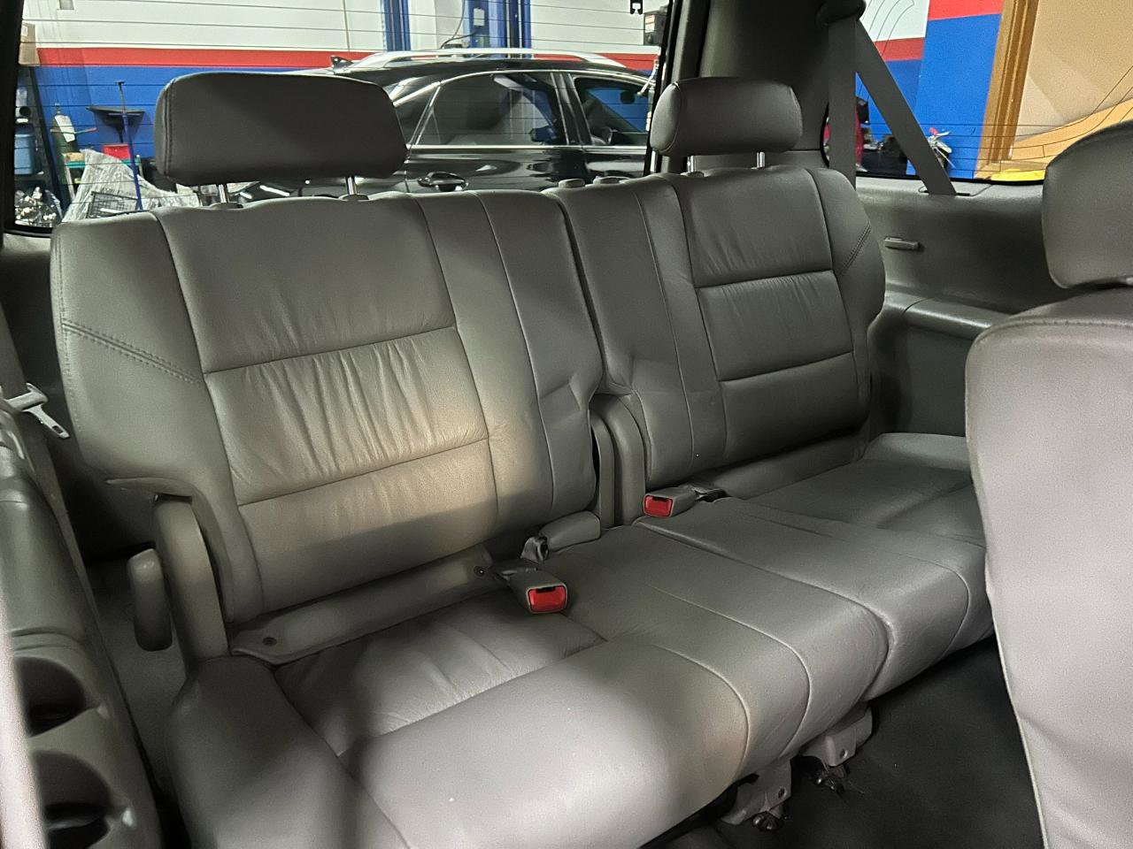 Used 2006 Toyota Sequoia SR5 AWD/4WD image 19