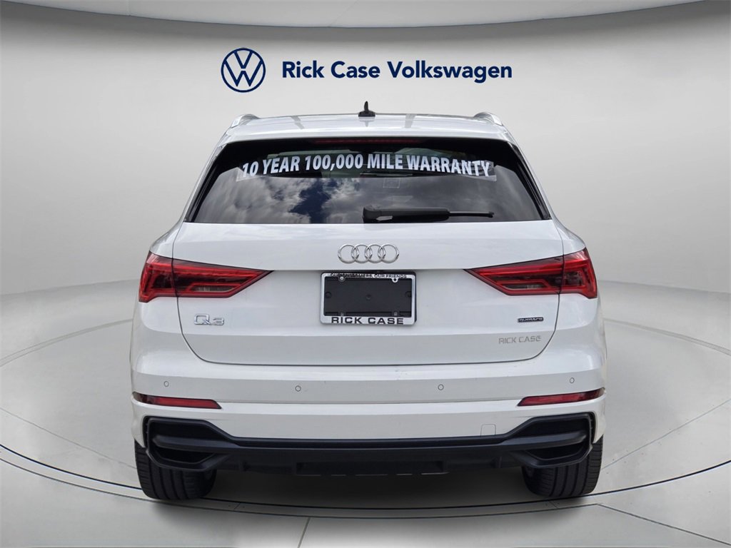 Used 2021 Audi Q3 2.0T Premium w/ Convenience Package image 5