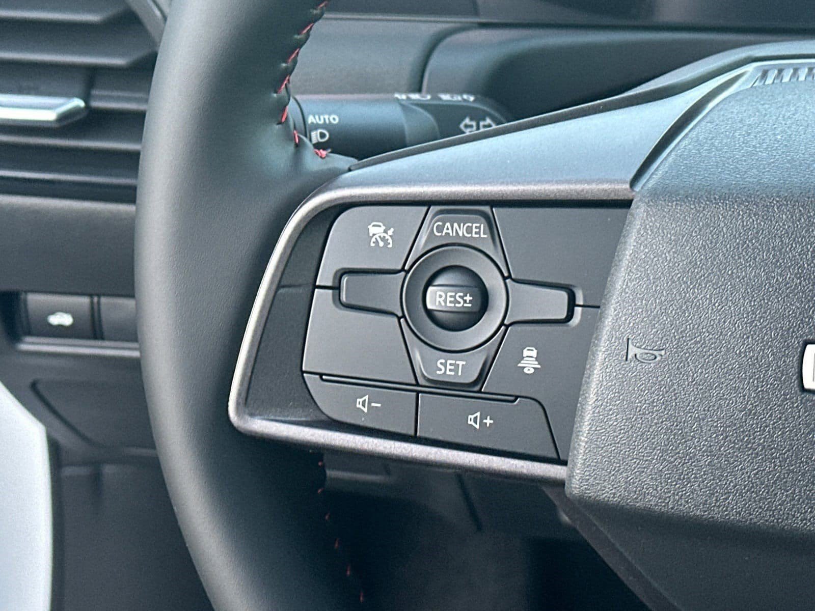 New 2026 Nissan Sentra SR w/ Floor Mat Package FWD image 24