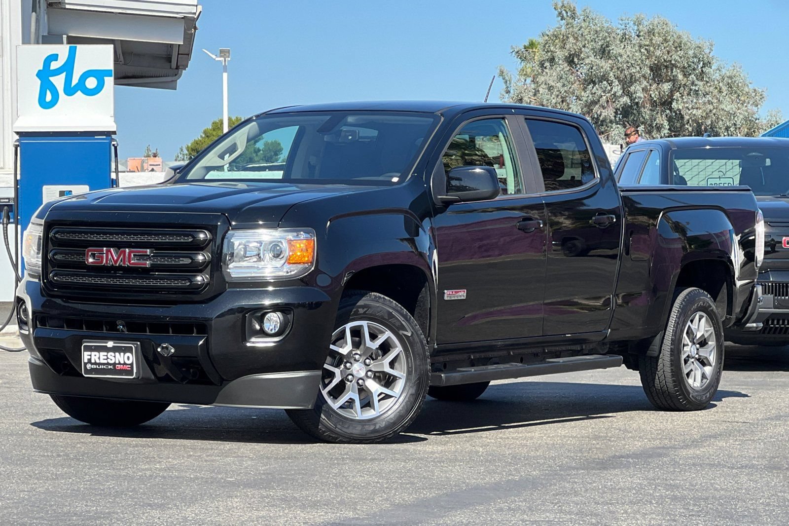 Used 2019 GMC Canyon All Terrain w/ Trailering Package AWD/4WD image 8
