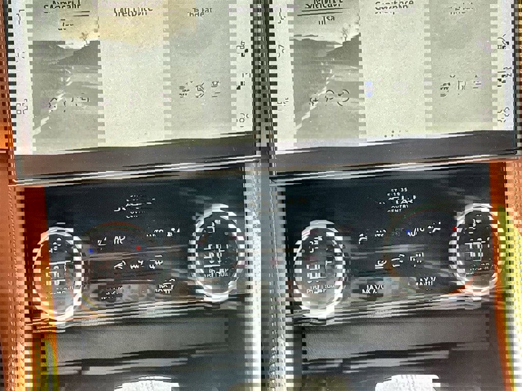 New 2026 Jaguar F-PACE R-Dynamic S image 26