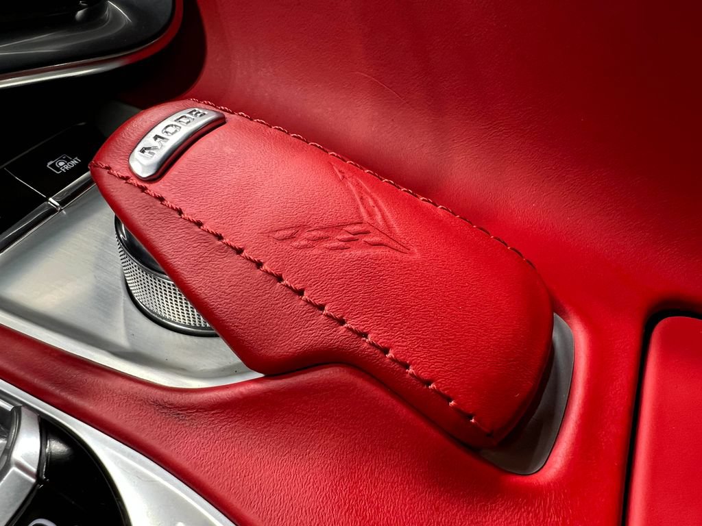 Used 2021 Chevrolet Corvette Stingray Premium Conv w/ Z51 Performance Package RWD image 27