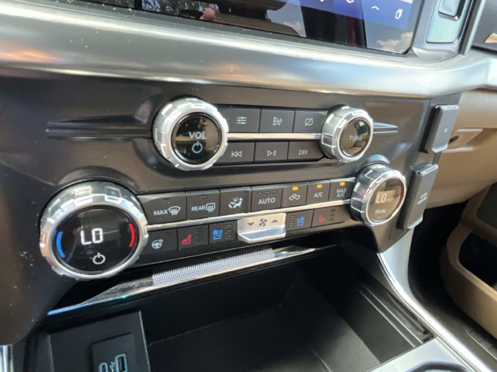Used 2021 Ford F150 Lariat w/ Equipment Group 502A High RWD image 36