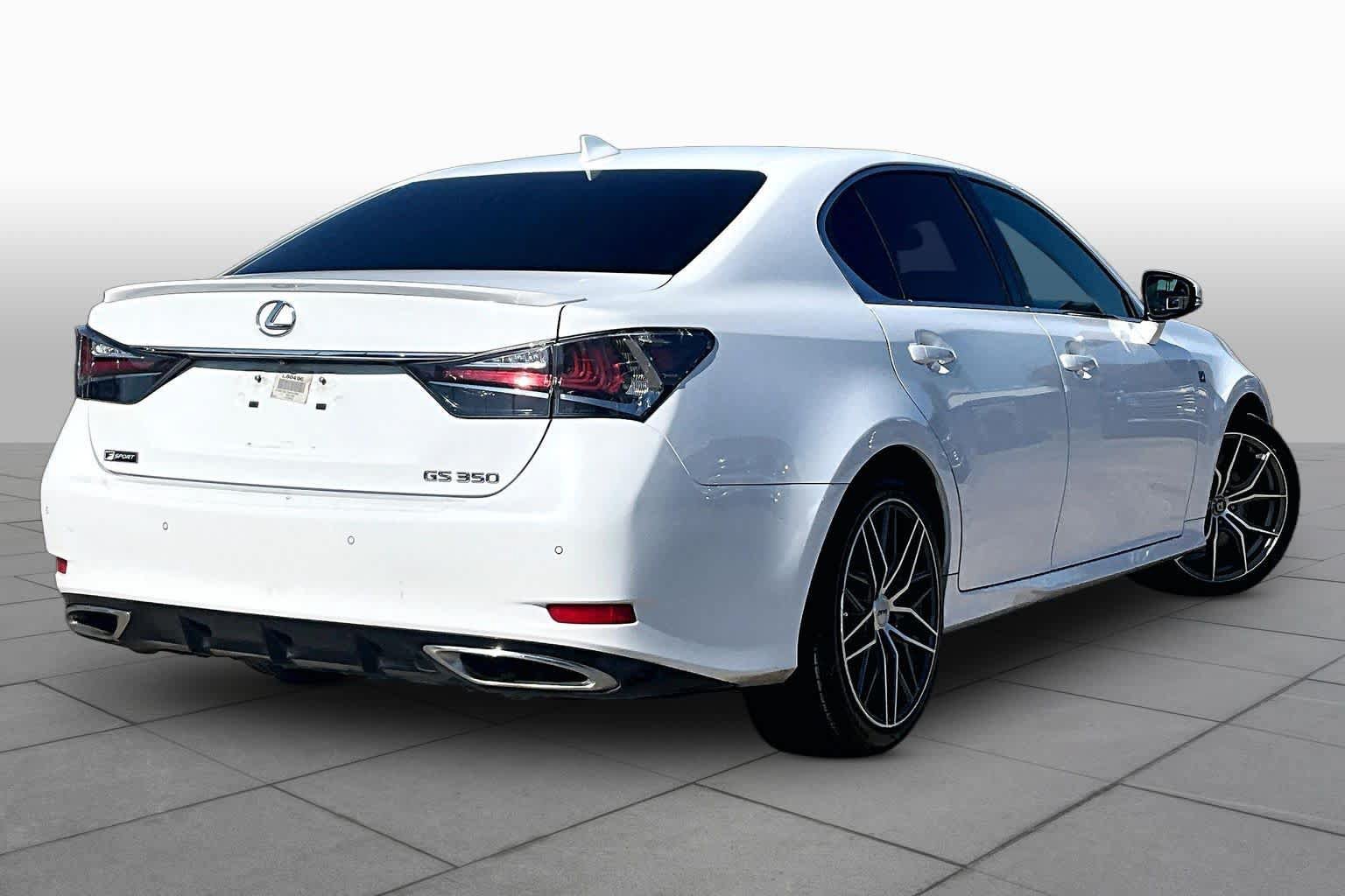Used 2017 Lexus GS 350 F Sport RWD image 13