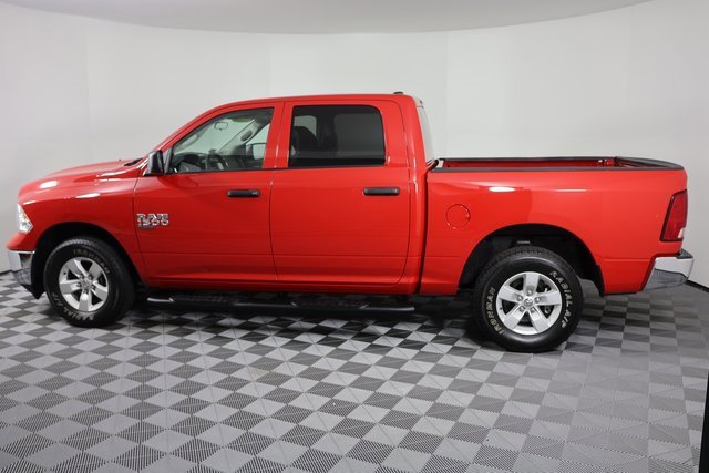 Used 2022 RAM 1500 Classic SLT image 5