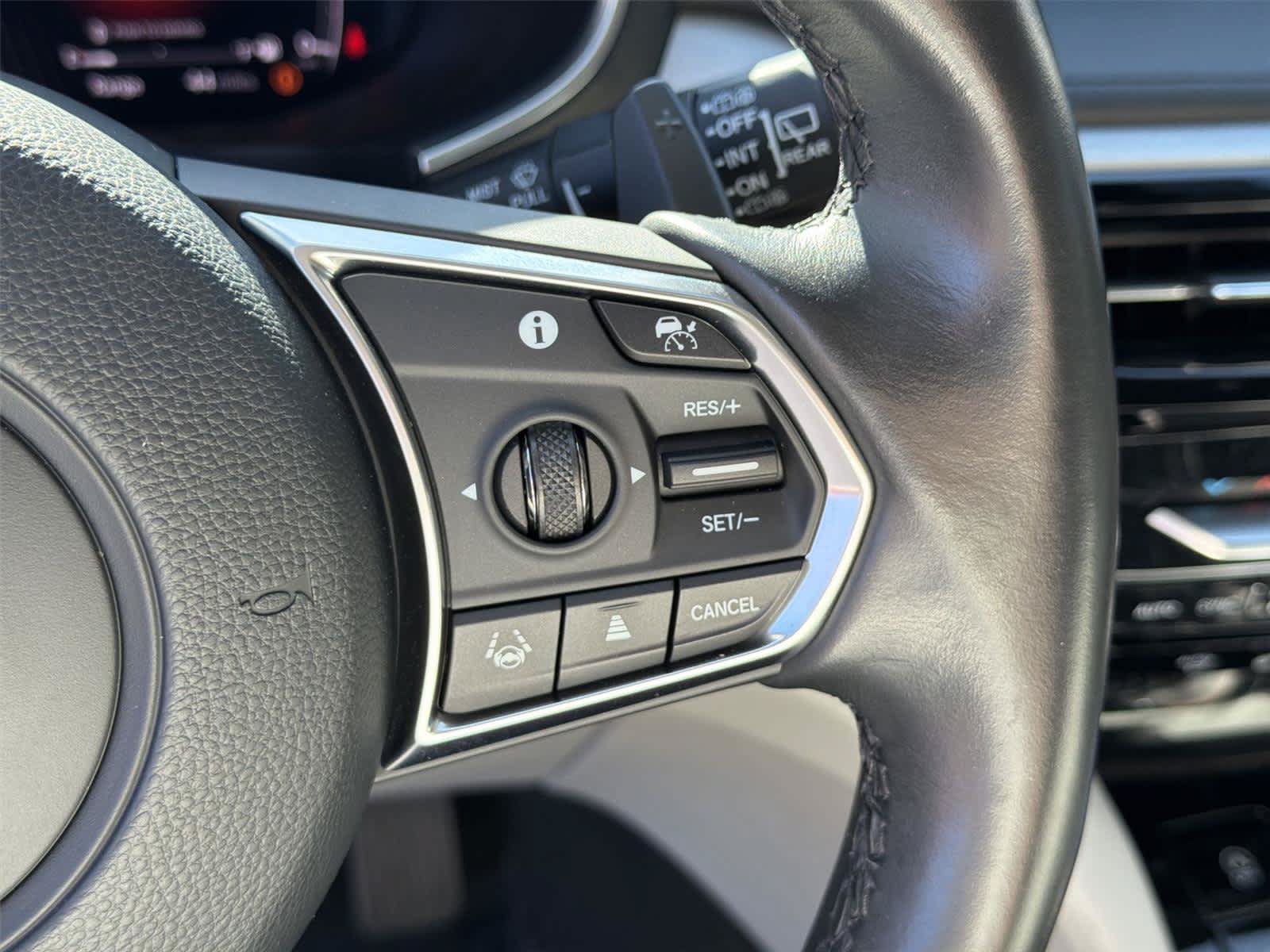 Used 2024 Acura MDX w/ Technology Package AWD/4WD image 35