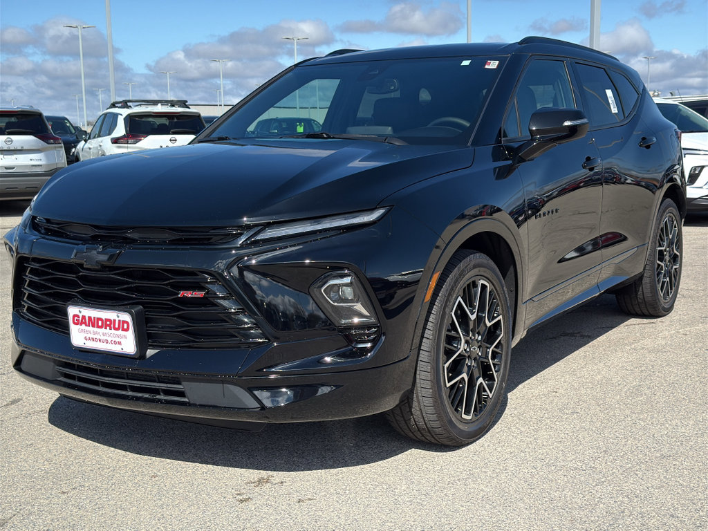 Used 2024 Chevrolet Blazer RS AWD/4WD image 2