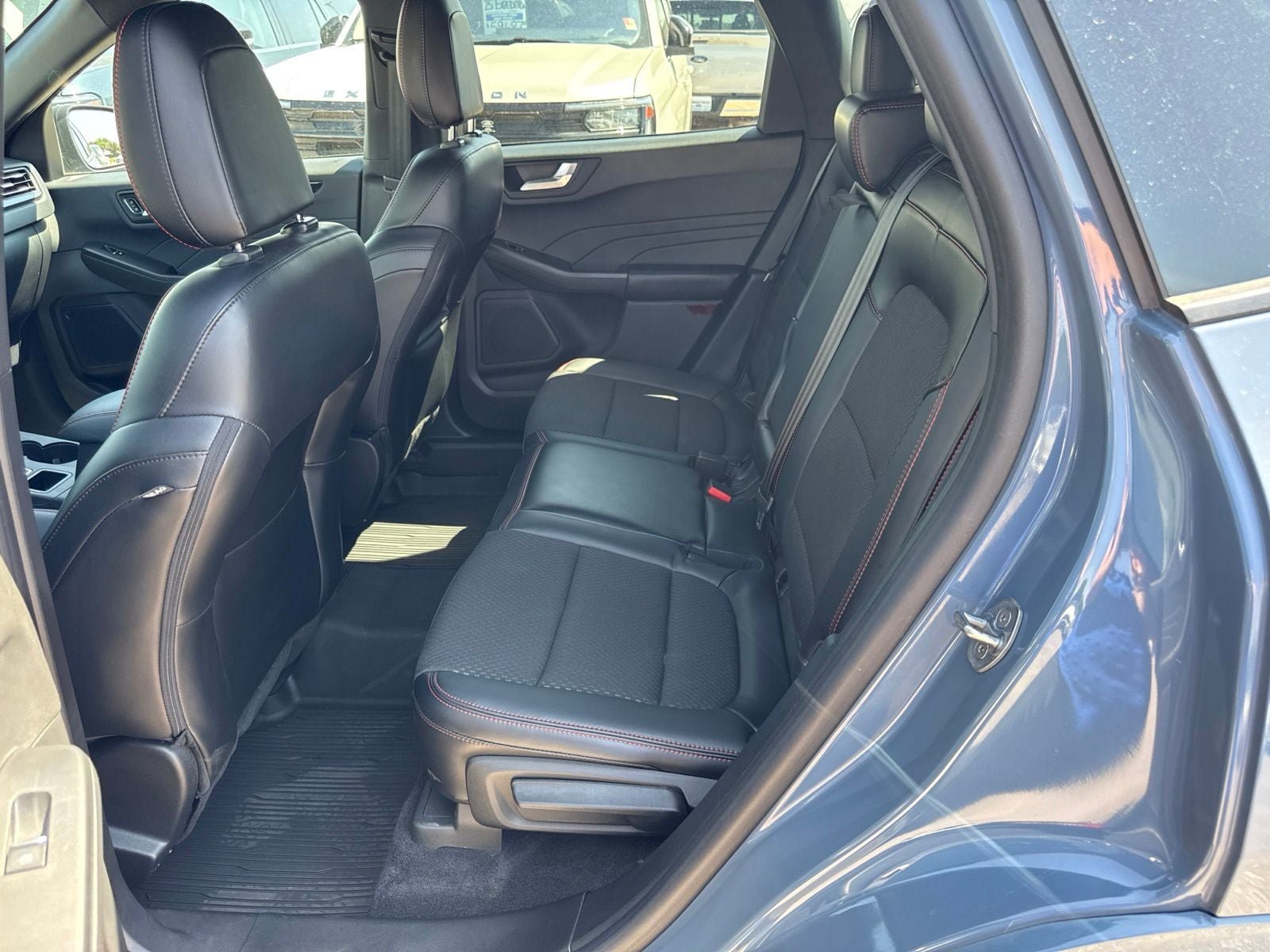 Used 2023 Ford Escape ST-Line w/ Tech Pack #1 AWD/4WD image 34