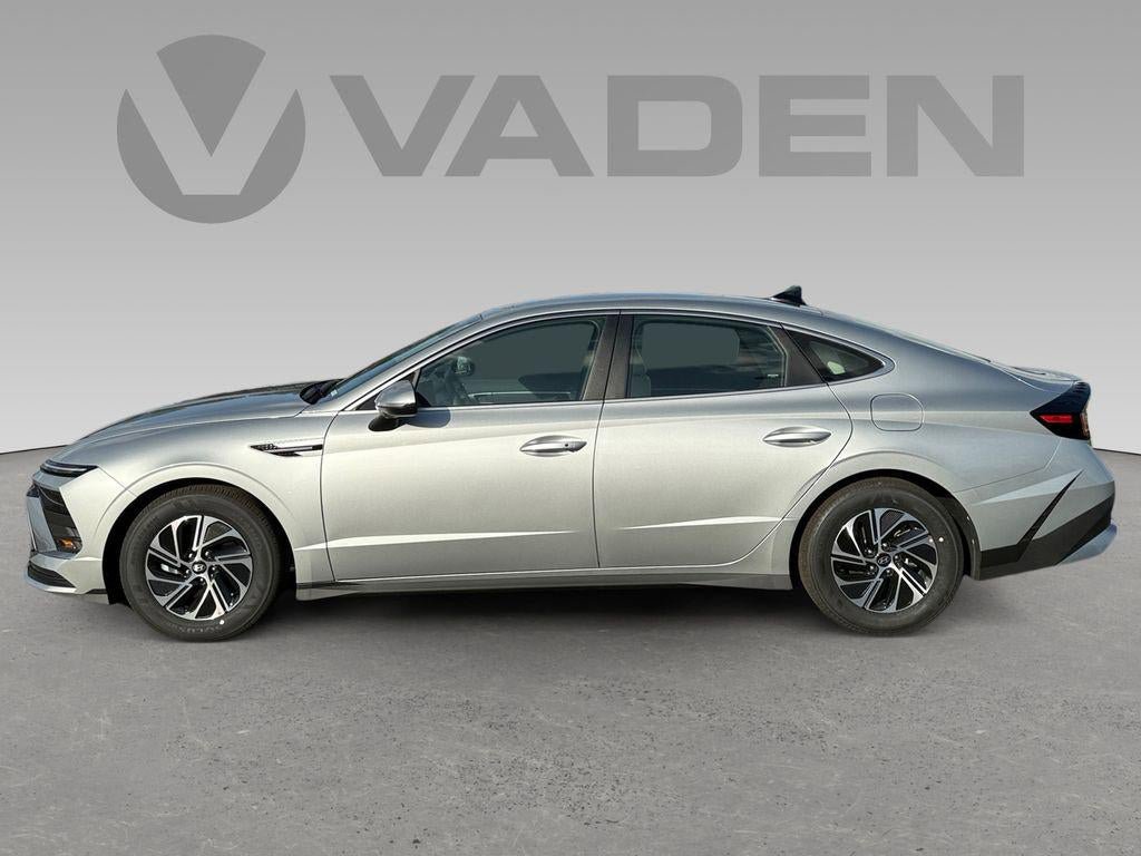 New 2026 Hyundai Sonata Blue FWD image 35