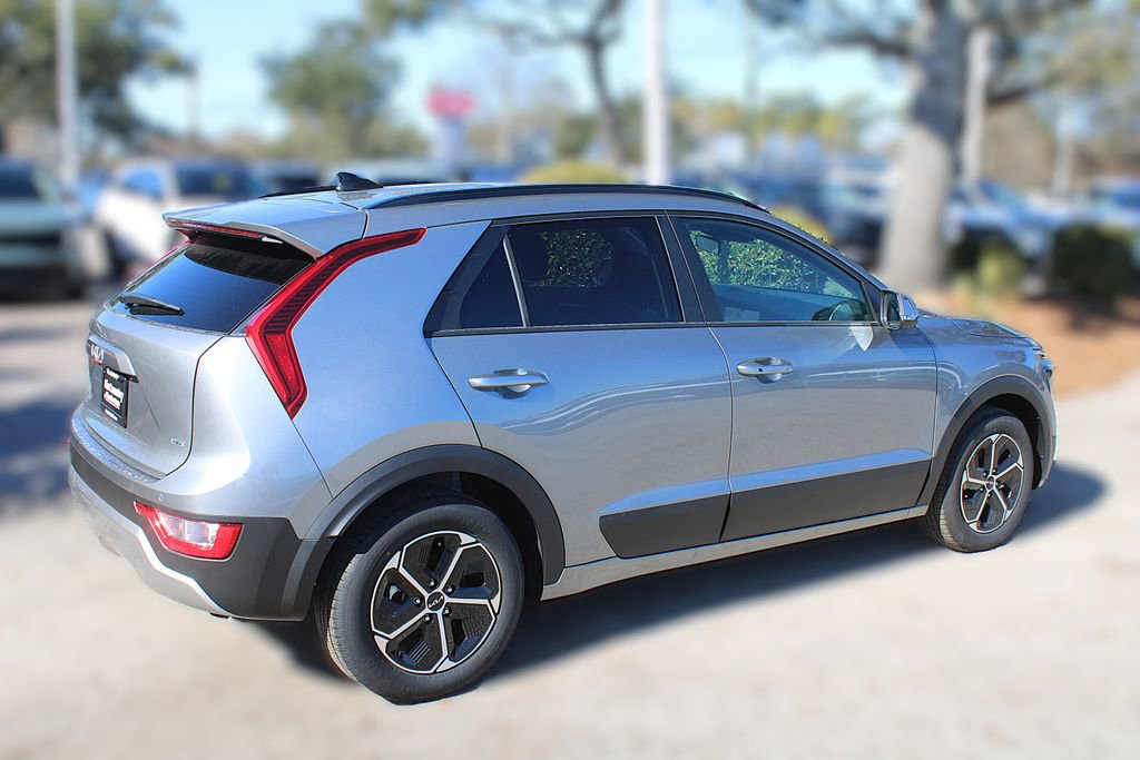 New 2026 Kia Niro EX FWD image 6