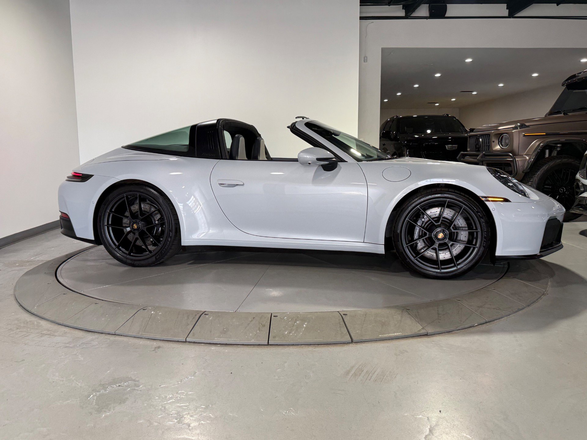 Used 2026 Porsche 911 Targa 4 GTS AWD/4WD image 25
