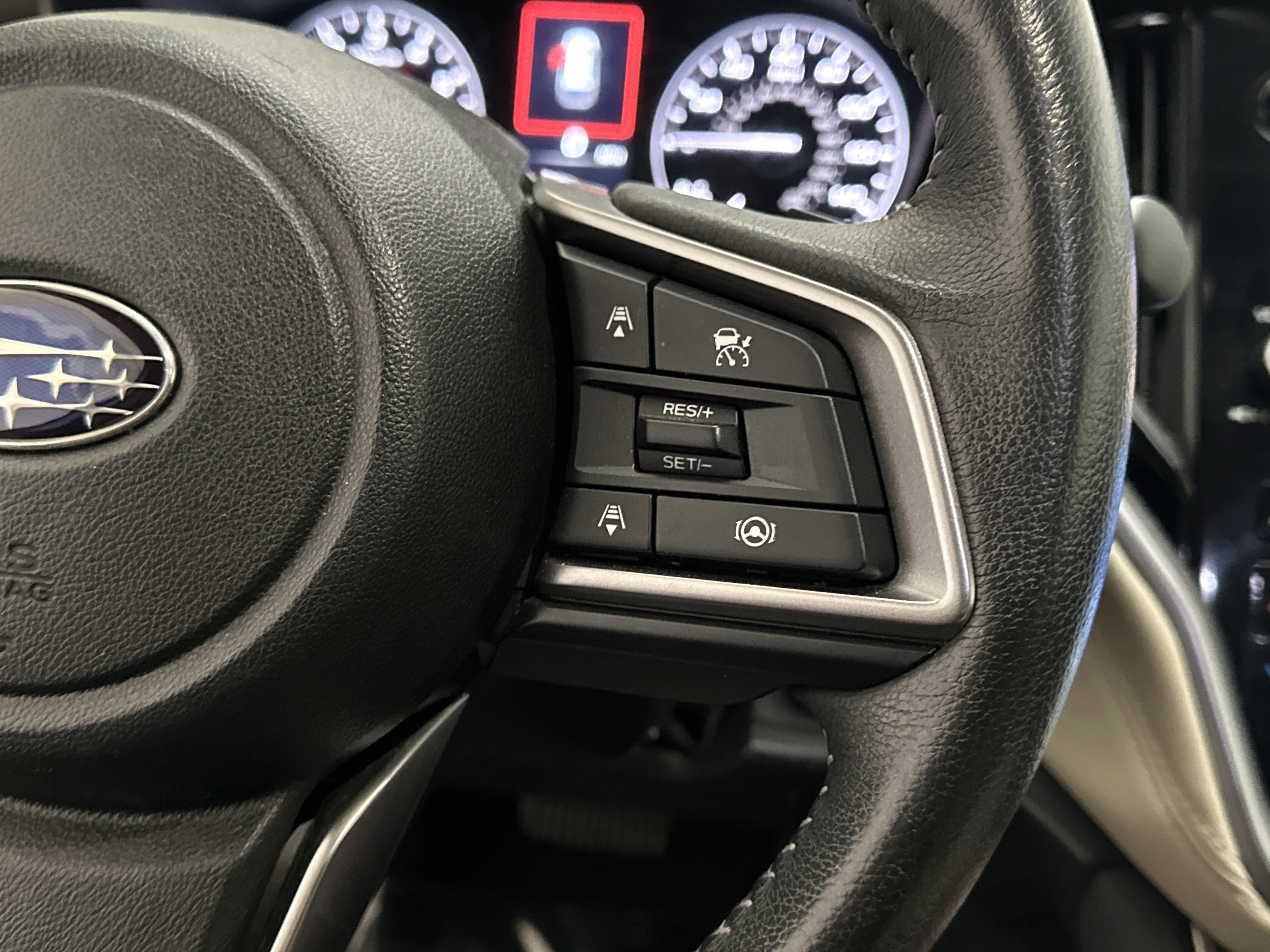 Used 2024 Subaru Outback Premium AWD/4WD image 26