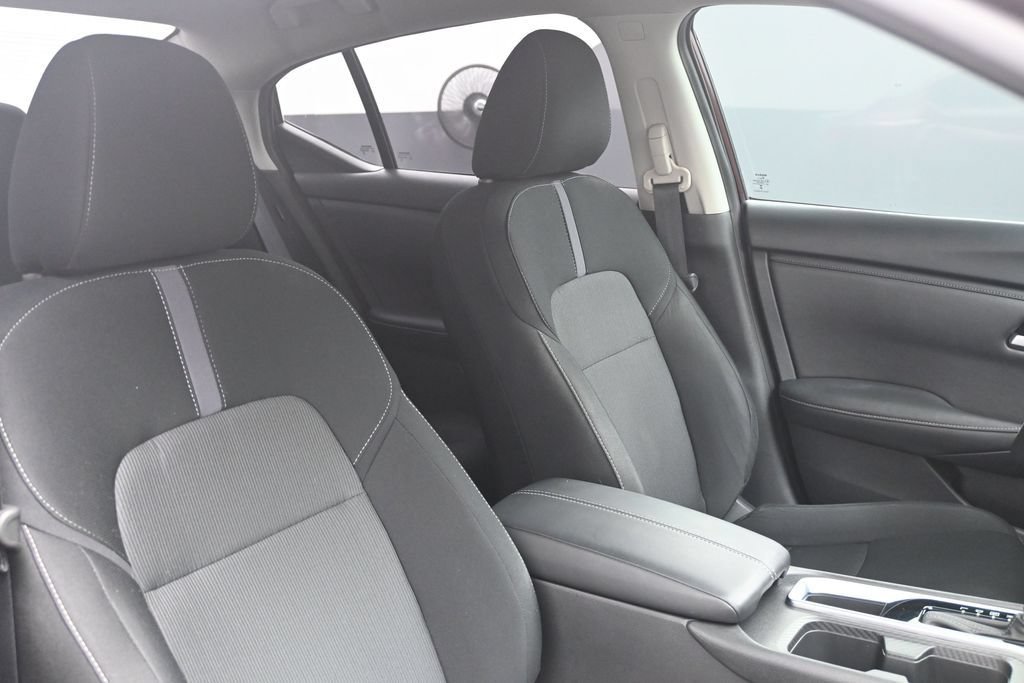 Used 2024 Nissan Sentra SV FWD image 36