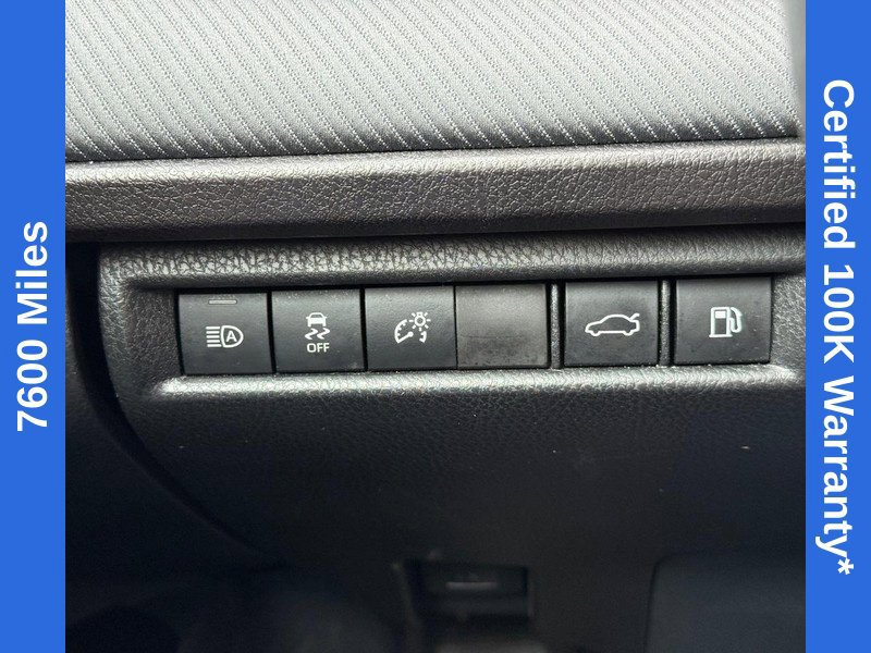 Used 2025 Toyota Camry SE FWD image 30