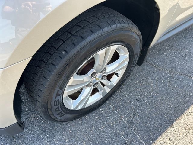 Used 2014 Chevrolet Equinox LS w/ LPO, Protection Package AWD/4WD image 16