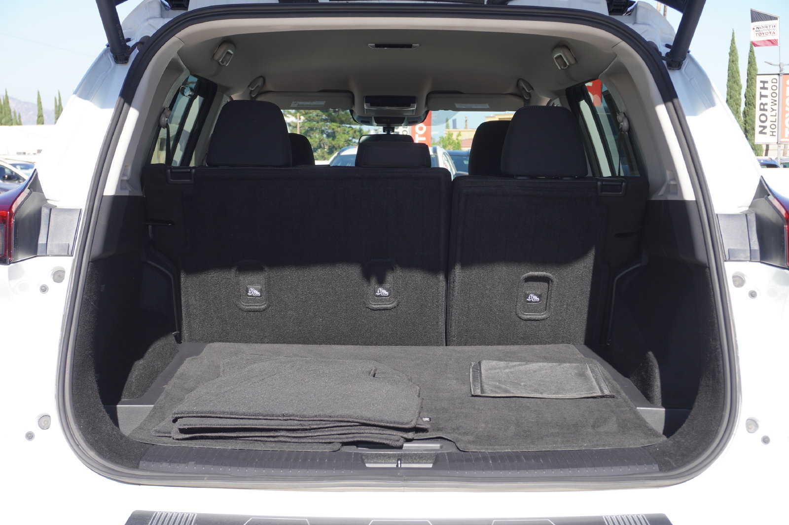 Used 2026 Nissan Rogue SV FWD image 7