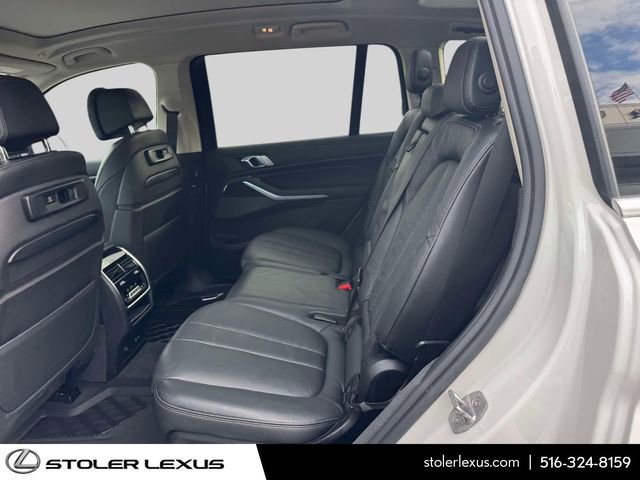 Used 2019 BMW X7 xDrive50i w/ Premium Package image 14