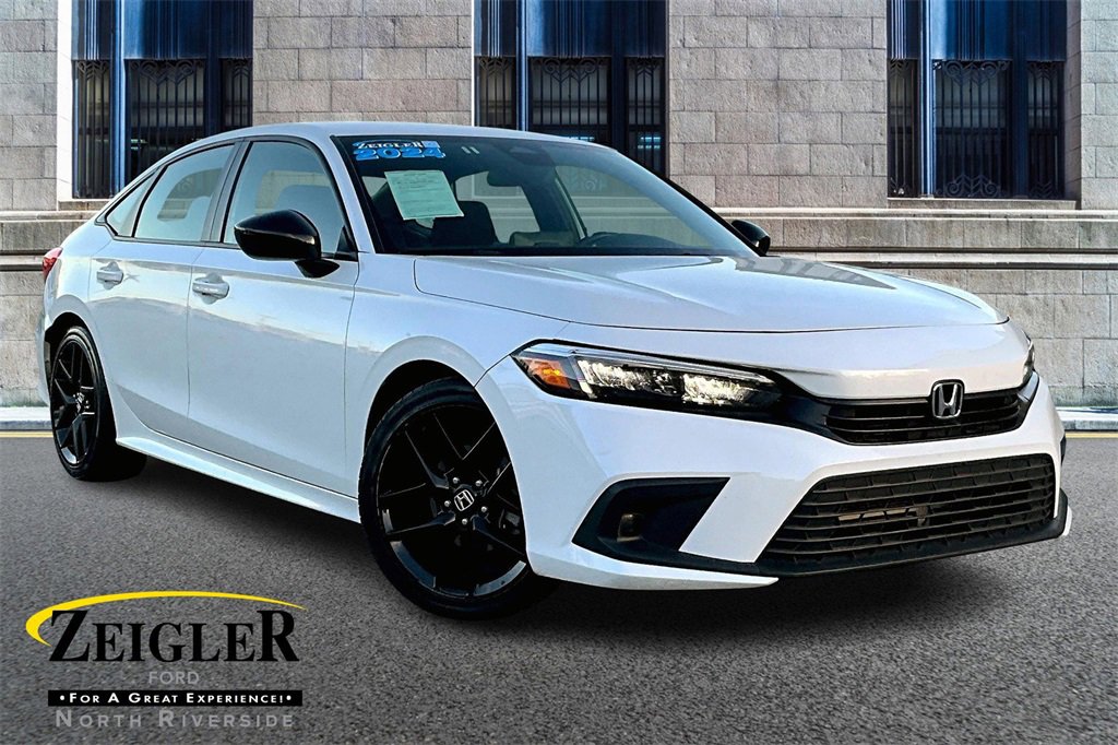 Used 2024 Honda Civic Sport image 1