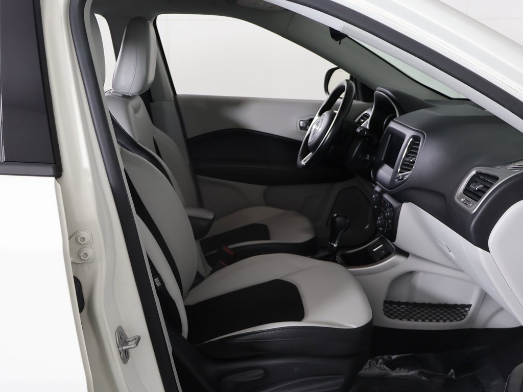 Used 2021 Jeep Compass Latitude image 22