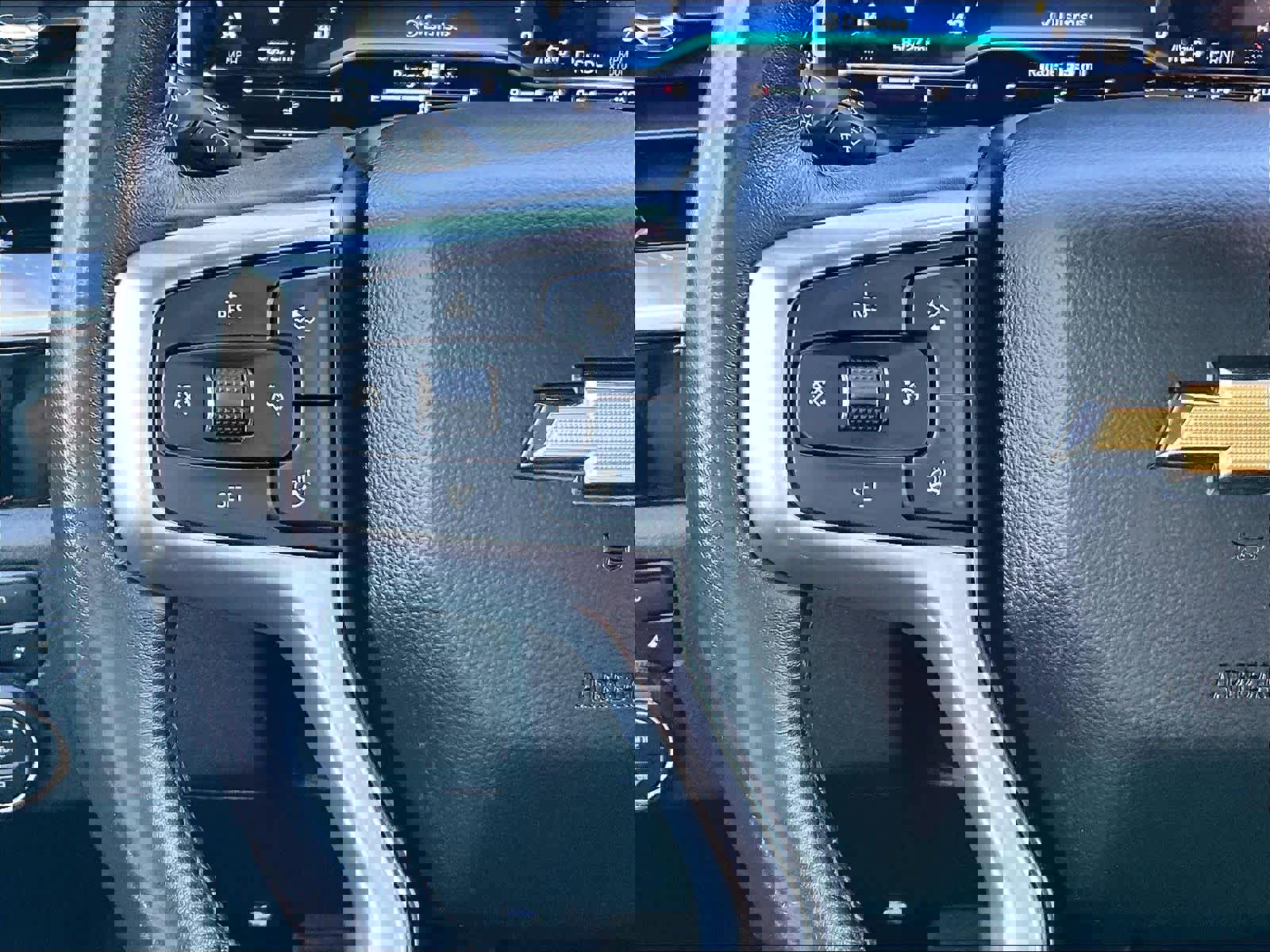 Used 2022 Chevrolet Silverado 1500 LT image 23