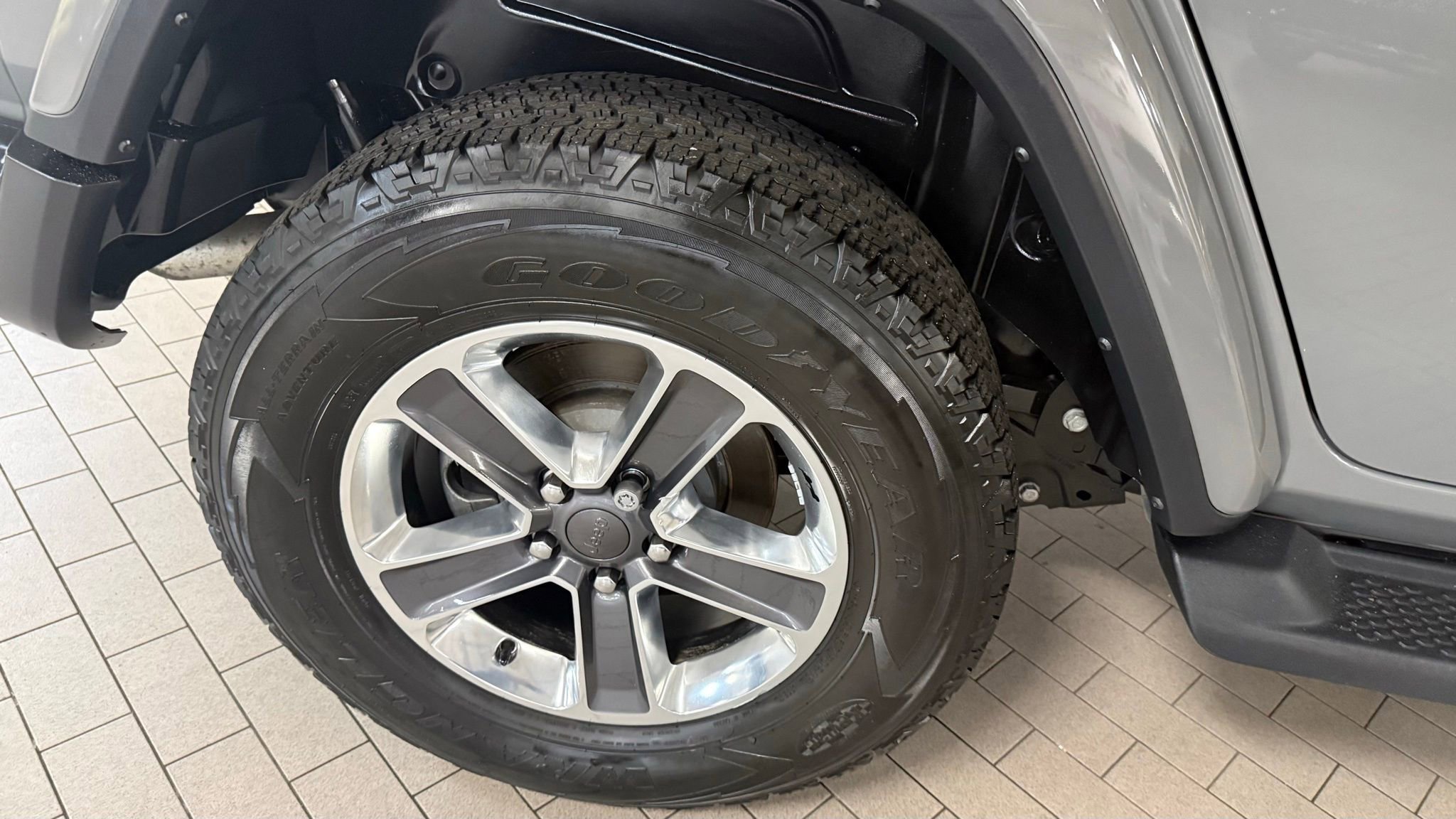 Used 2021 Jeep Wrangler Unlimited Sahara image 19