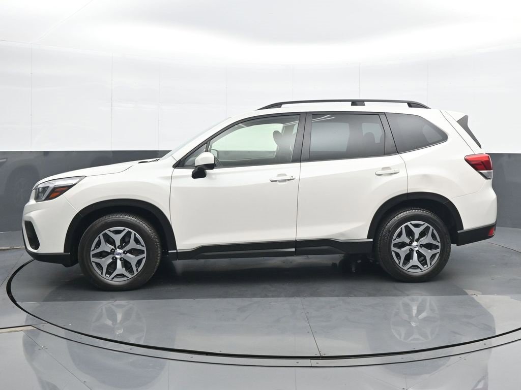 Used 2021 Subaru Forester Premium image 3