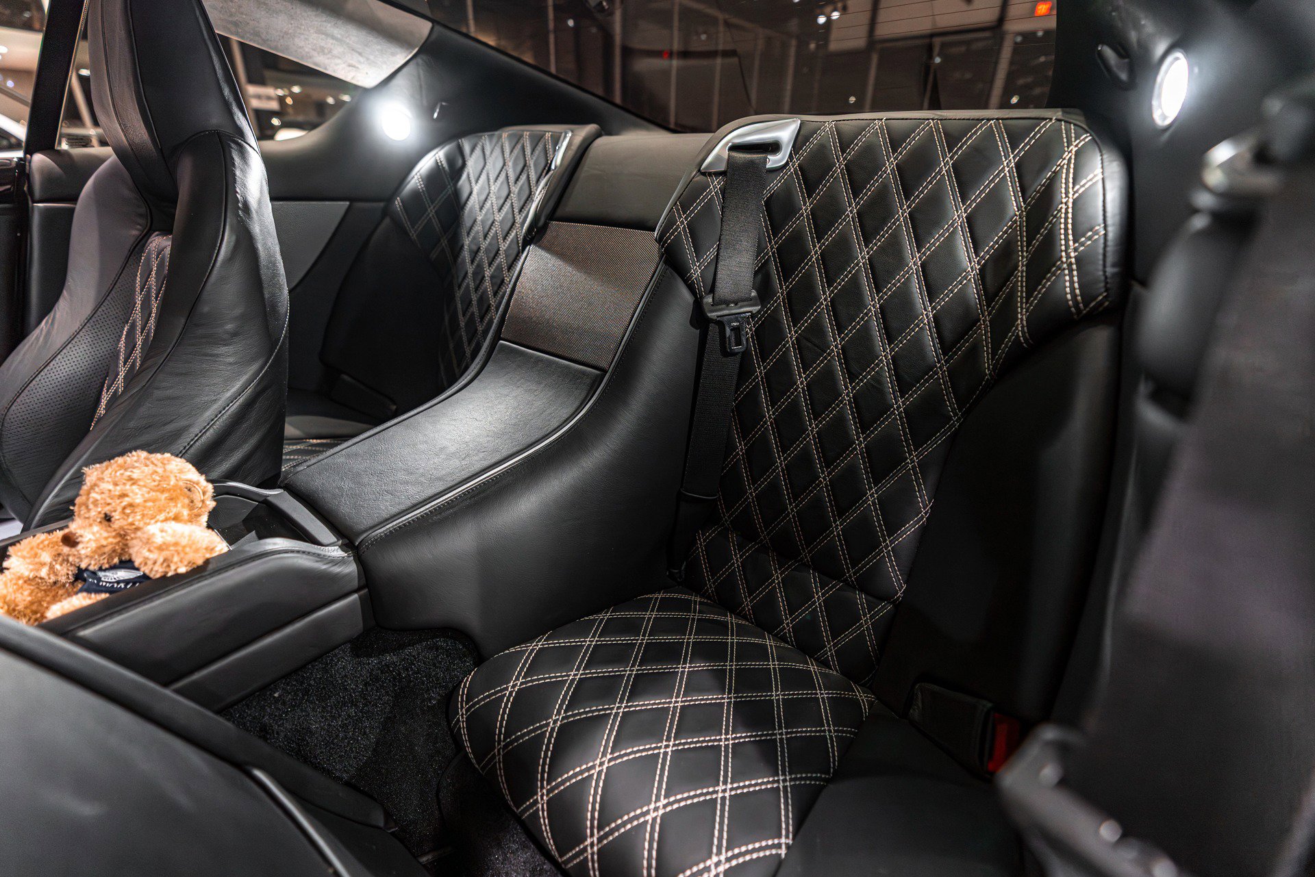 Used 2008 Aston Martin DB9 Coupe image 27