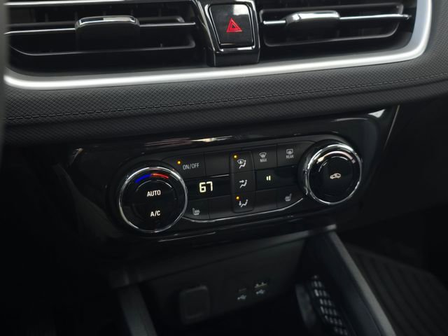 New 2025 Chevrolet TrailBlazer LT w/ Convenience Package image 30