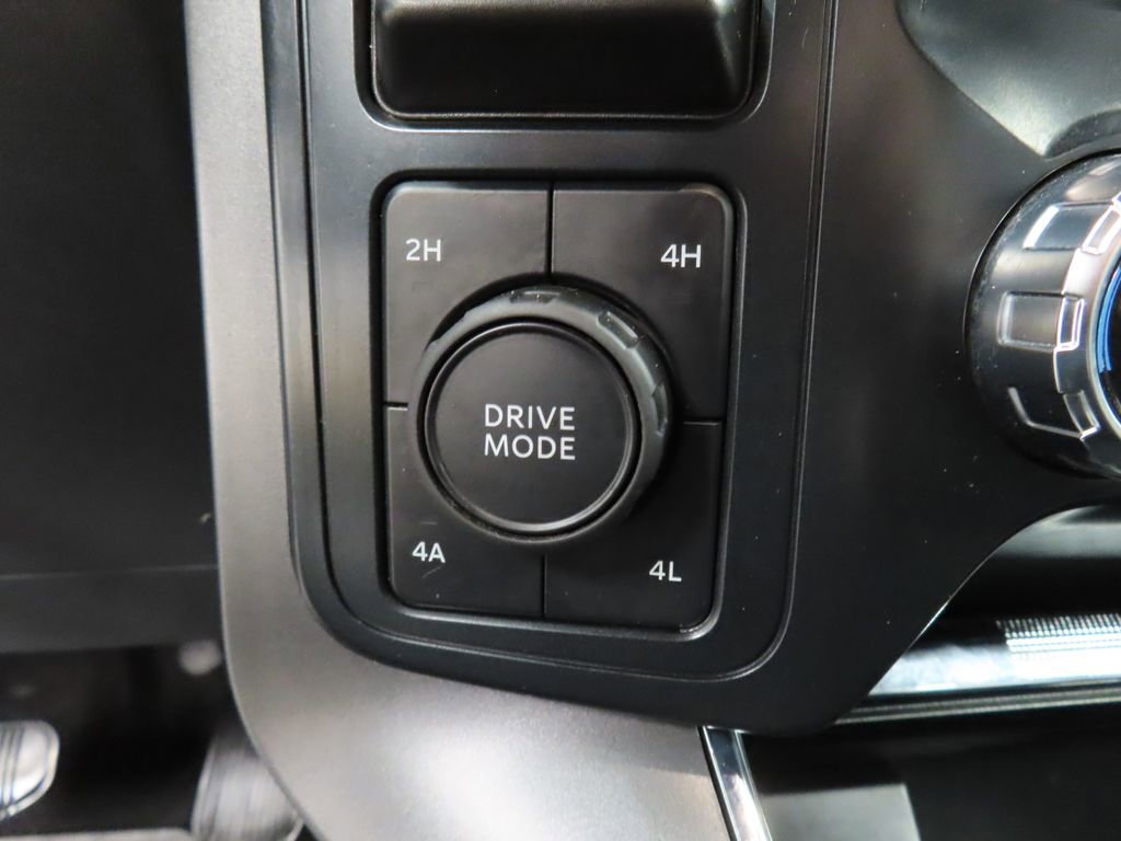 Used 2025 Ford F150 Lariat image 63