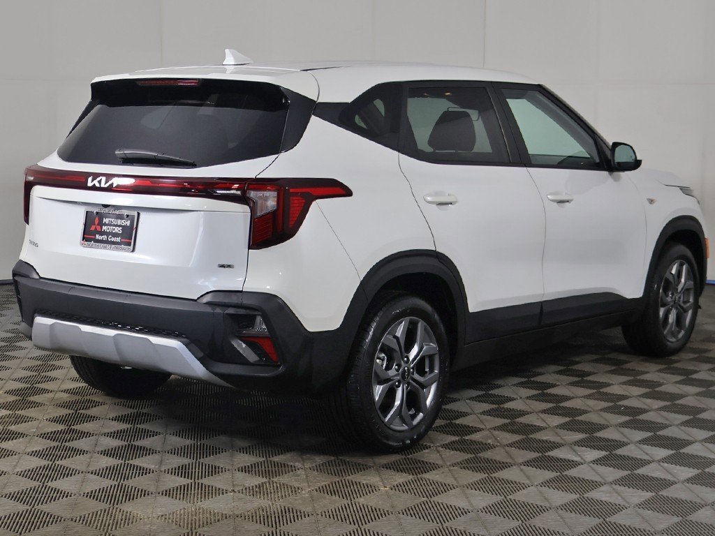 Used 2024 Kia Seltos LX image 7