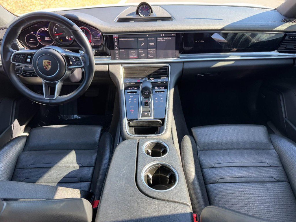 Used 2019 Porsche Panamera 4 image 11