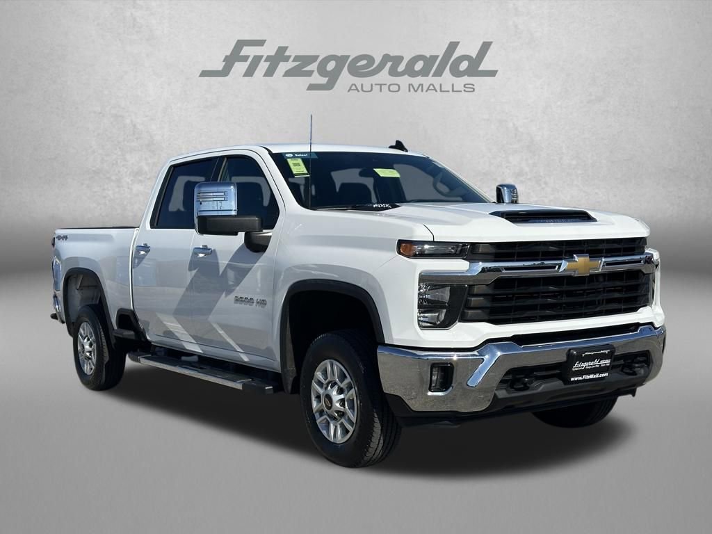 Used 2025 Chevrolet Silverado 2500 LT w/ Convenience Package AWD/4WD image 1