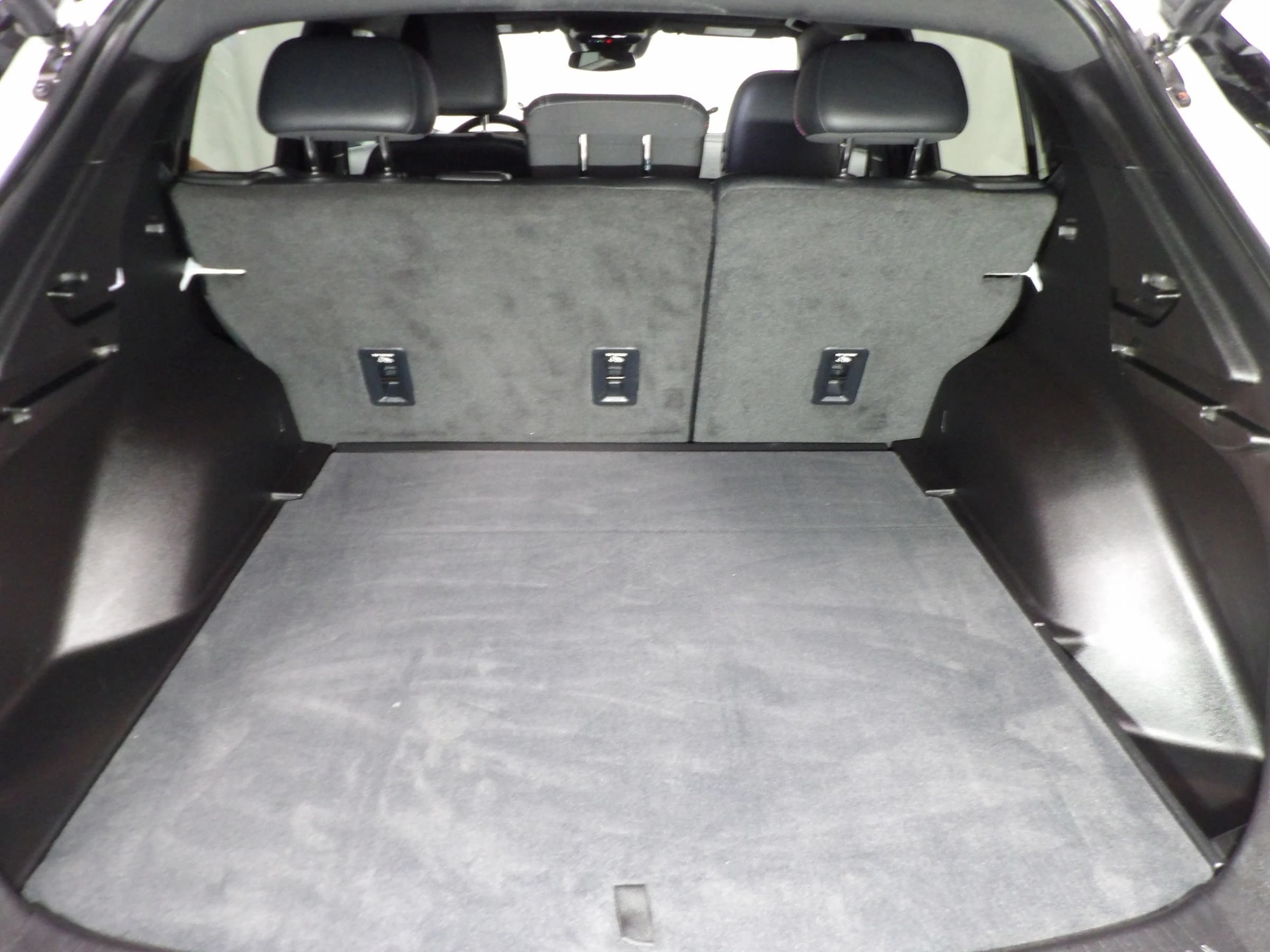 Used 2024 Chevrolet Equinox EV RS FWD image 11