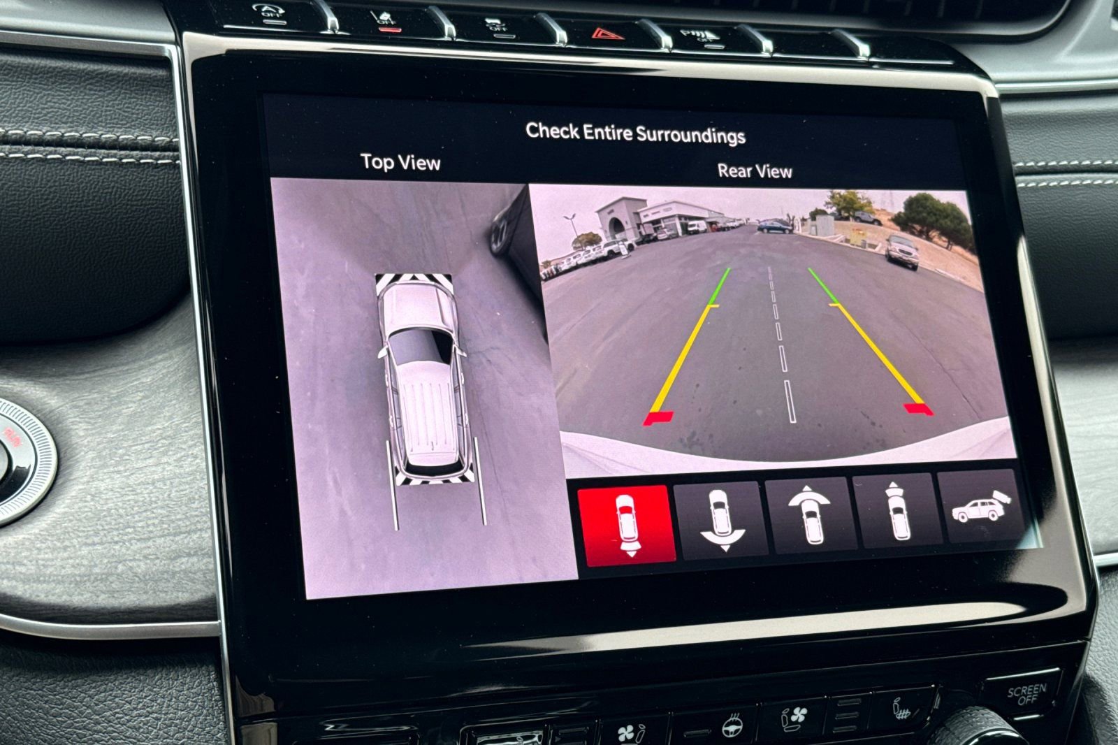 New 2025 Jeep Grand Cherokee Limited w/ Luxury Tech Group II image 24