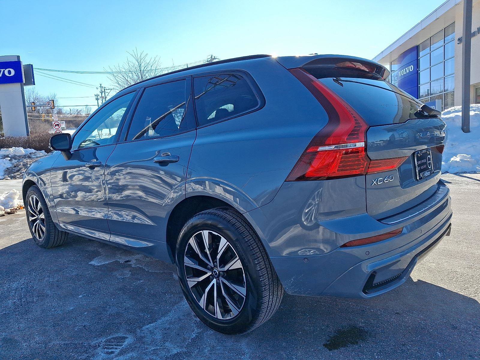 Certified 2023 Volvo XC60 B5 Plus w/ Protection Package Premier image 4