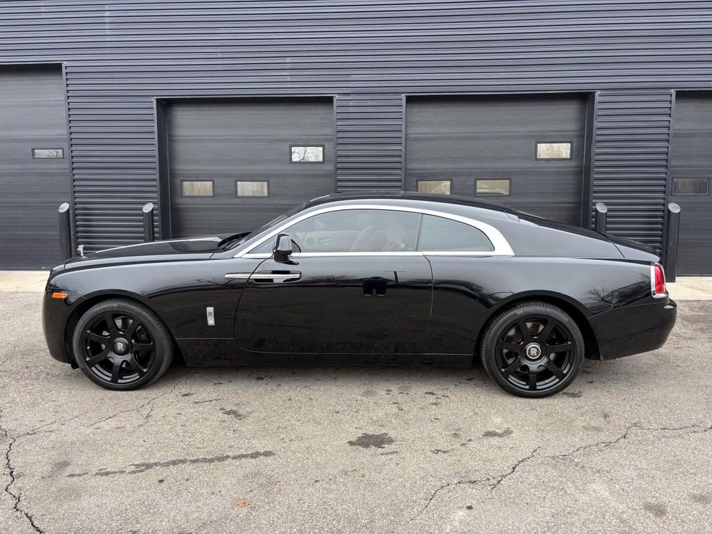 Used 2014 Rolls-Royce Wraith image 3