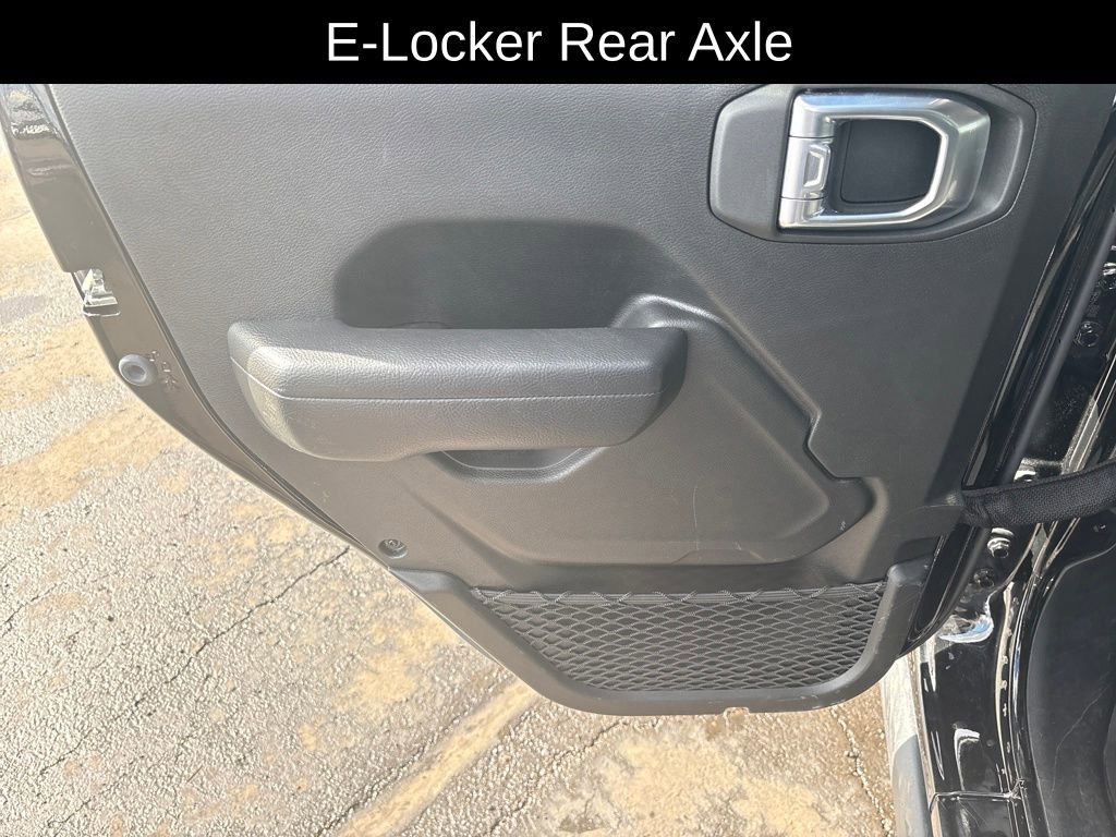 Used 2024 Jeep Wrangler Willys image 29