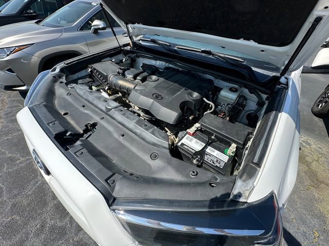 Used 2019 Toyota 4Runner SR5 Premium w/ Convenience Package AWD/4WD image 32