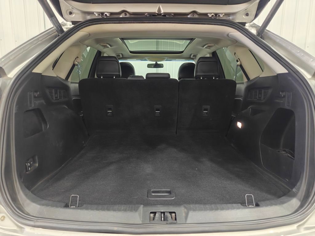 Used 2018 Ford Edge SEL w/ Equipment Group 201A image 33