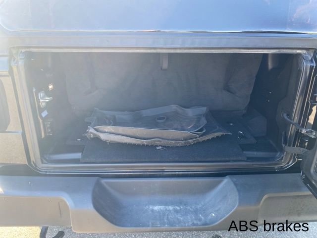 Used 2023 Jeep Wrangler Willys image 23