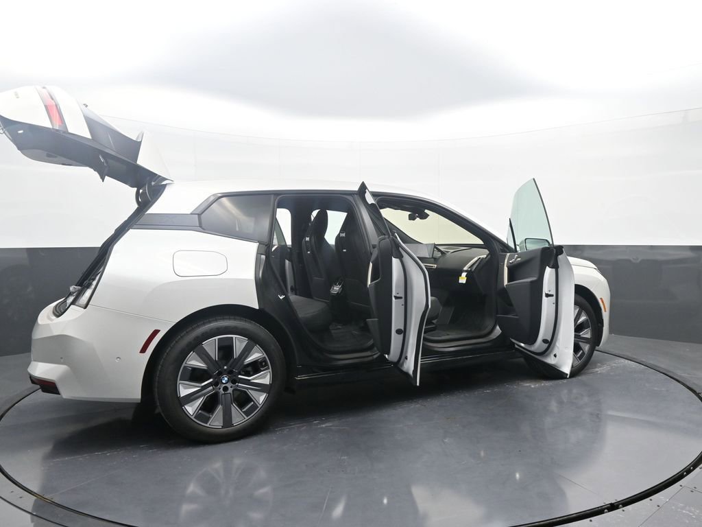 New 2026 BMW iX xDrive45 AWD/4WD image 44