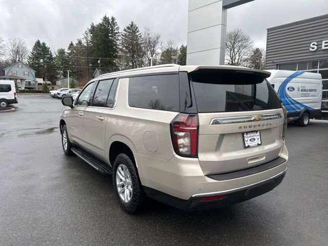 Used 2022 Chevrolet Suburban LT AWD/4WD image 7
