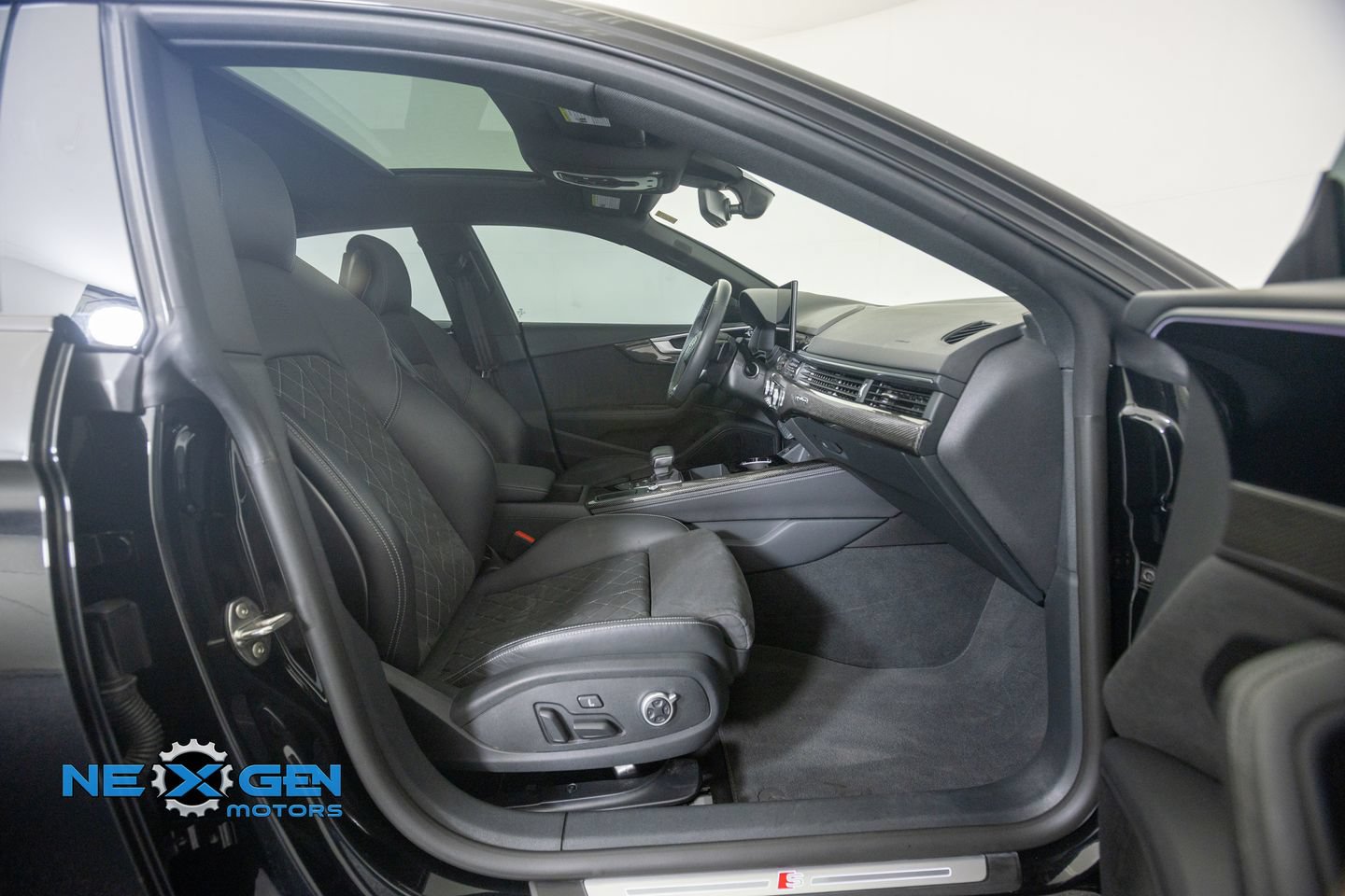 Used 2025 Audi S5 Premium Plus w/ Premium Plus Package AWD/4WD image 42